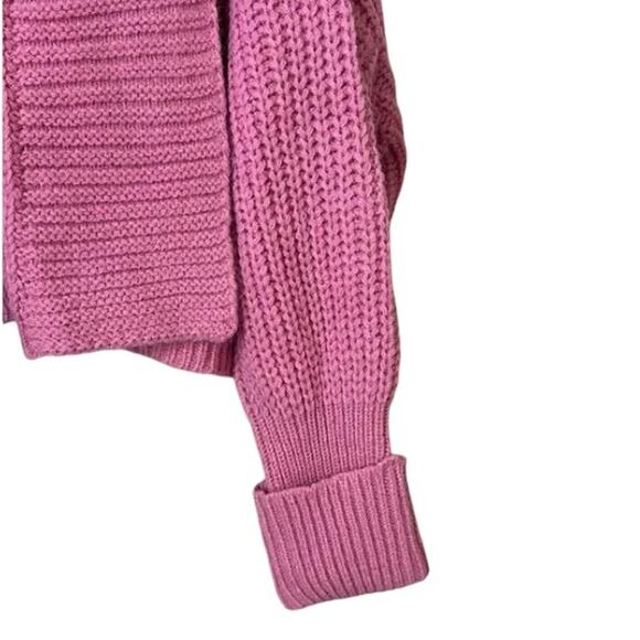 NWT Boohoo Womens  Pink boohoo Faux Fur Collar Chunky Cropped Cardigan Small - Picture 5 of 7